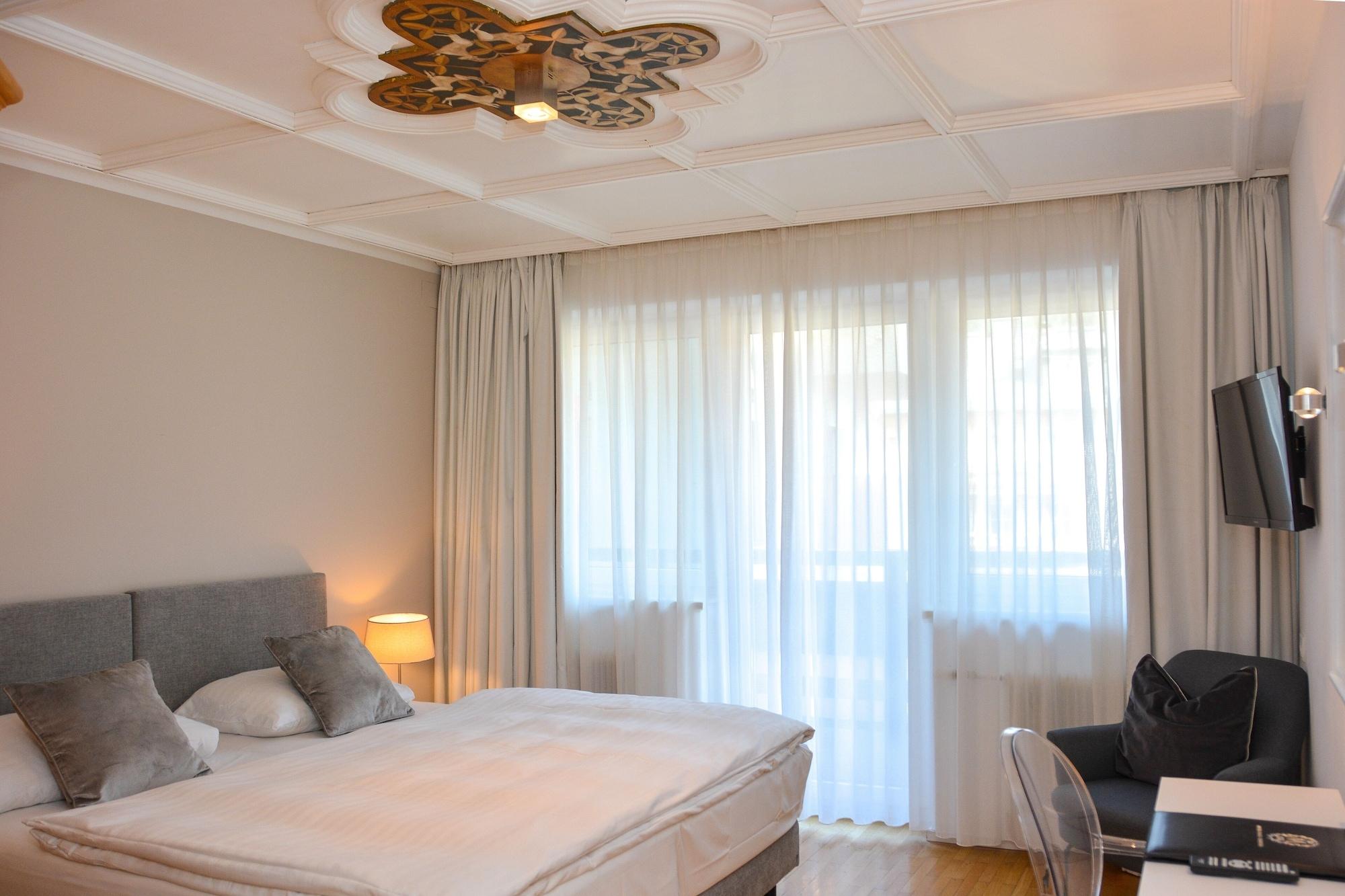 Q! Hotel Maria Theresia Kitzbühel Exterior foto